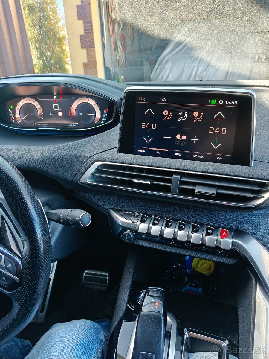 Peugeot 5008 GT AT - 13