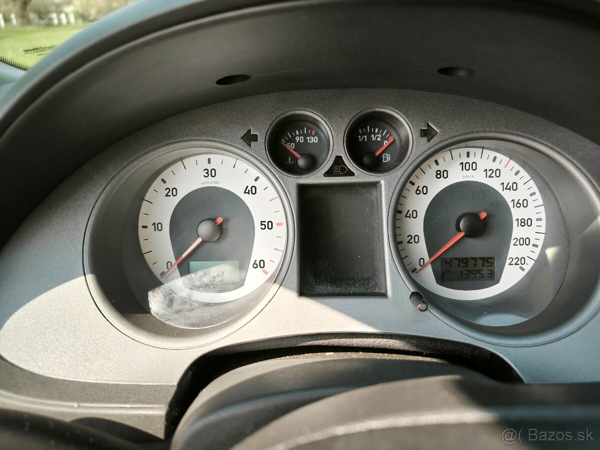 Seat Ibiza 6L 2007 1,9 TDI - 13