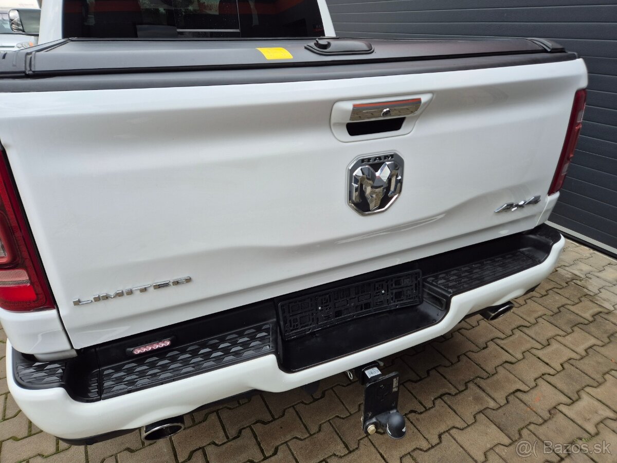 DODGE RAM 1500 LIMITED 2022 5,7 HEMI -DPH NOVA CENA - 13