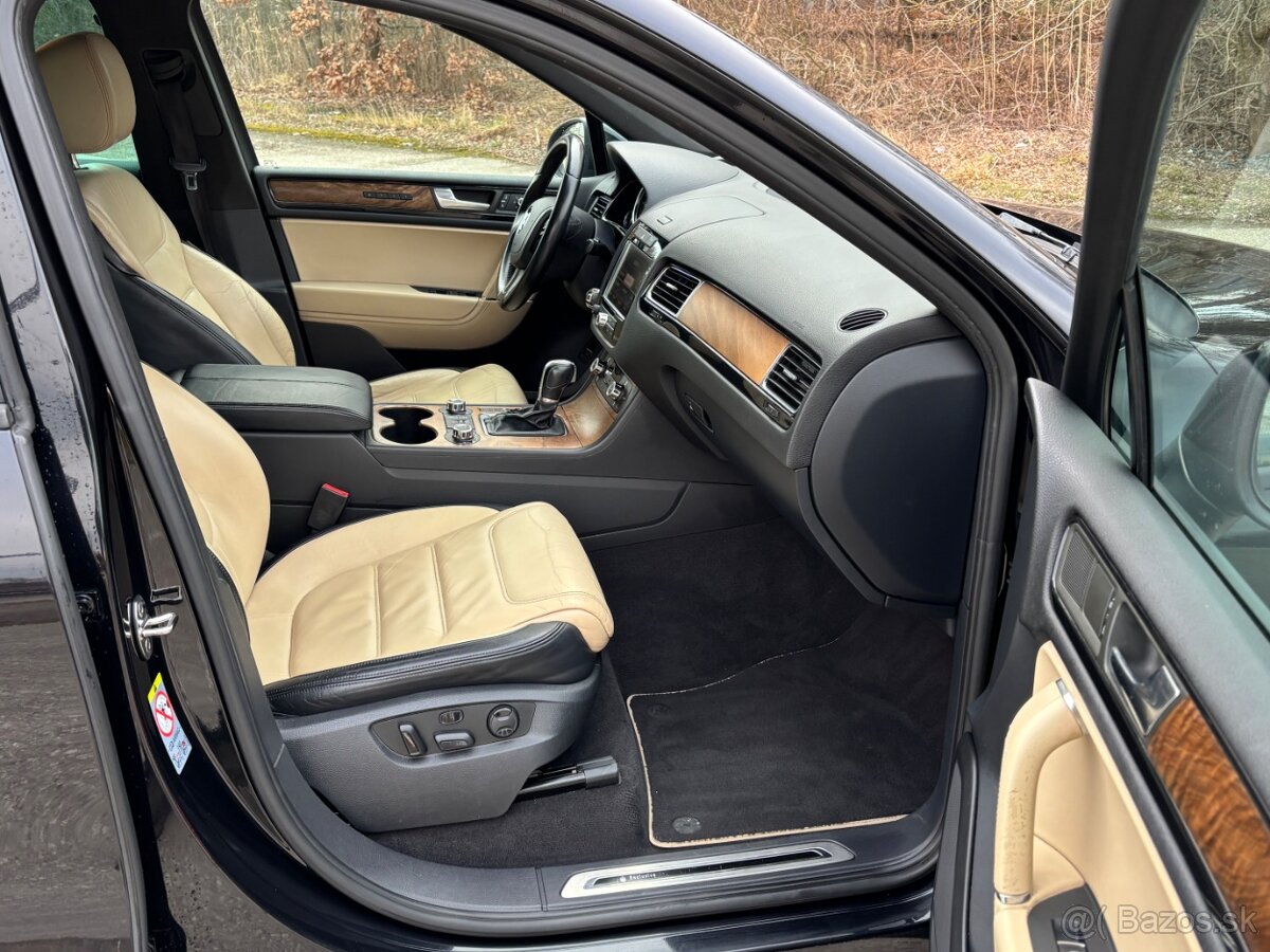 Volkswagen Touareg 3.0TDI Exclusive - 13