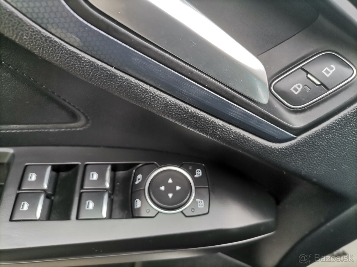Ford Focus Active - 13
