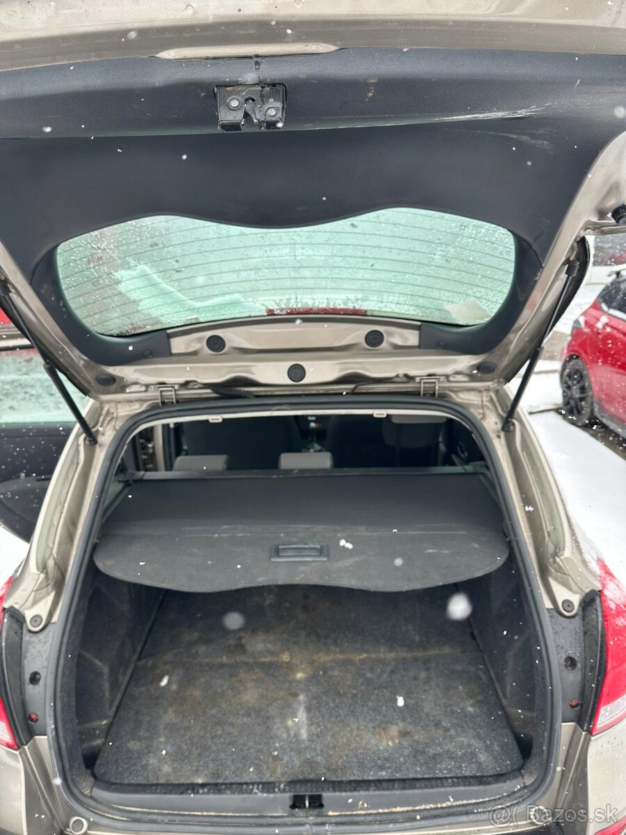 Renault Clio 1.2 benzin + LPG (poškodený motor) - 13