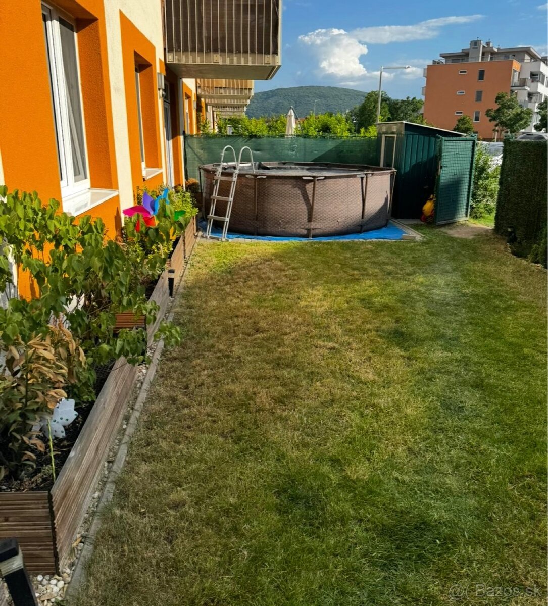 BEZ REALITKY 3-izbový byt s veľkou predzáhradkou - 13