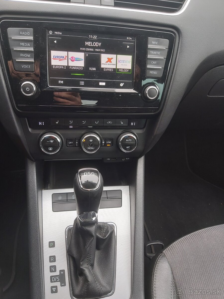 Škoda Octavia Combi 1.6 TDI 110k Ambition DSG - 13