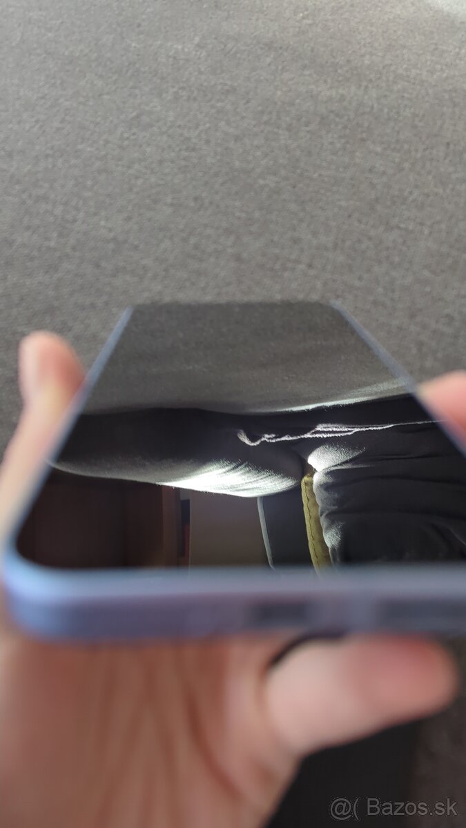 Google Pixel 9a 8 GB / 128 GB Iris - 13