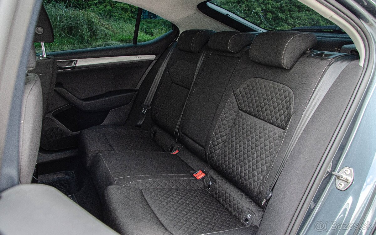 Škoda Superb 2.0 TDI SCR DSG - 13