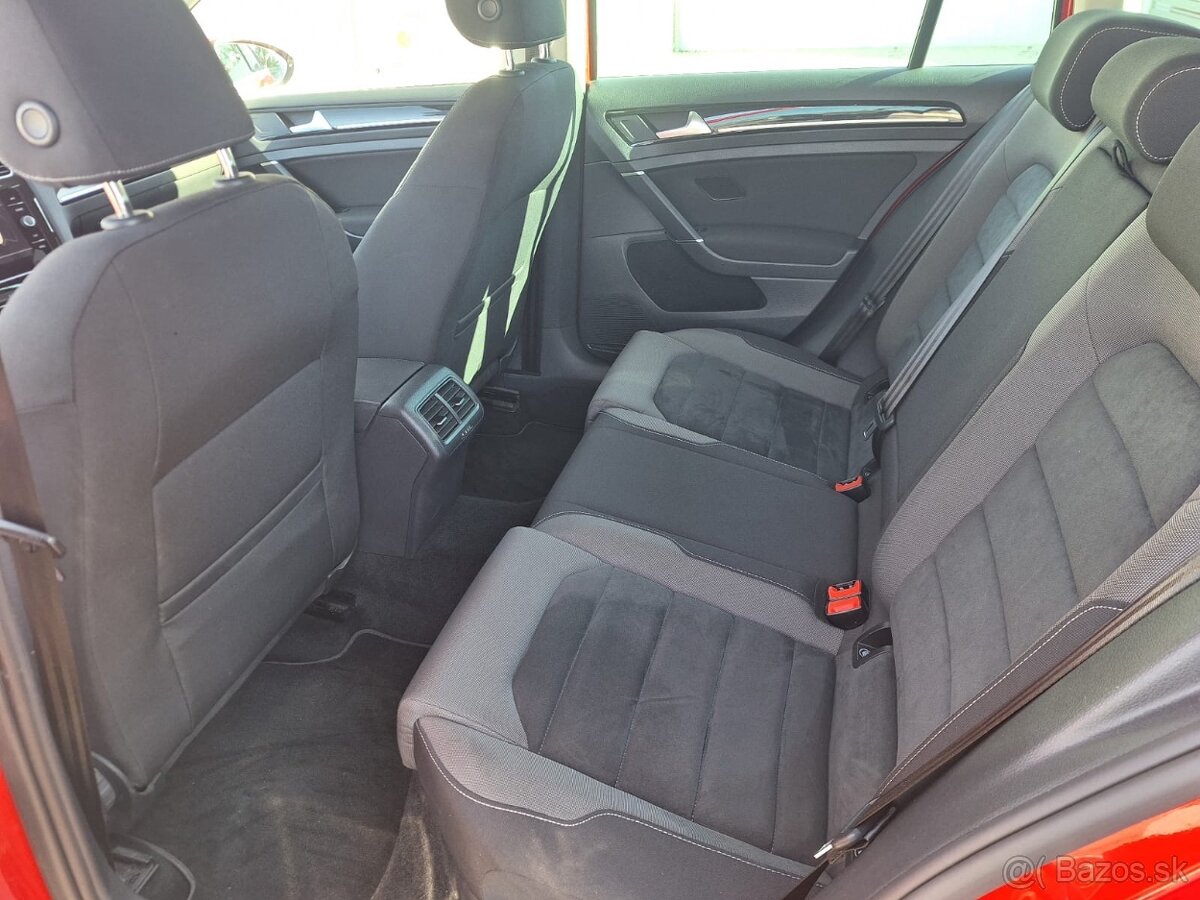 Volkswagen Golf 7 Variant R-line - 13