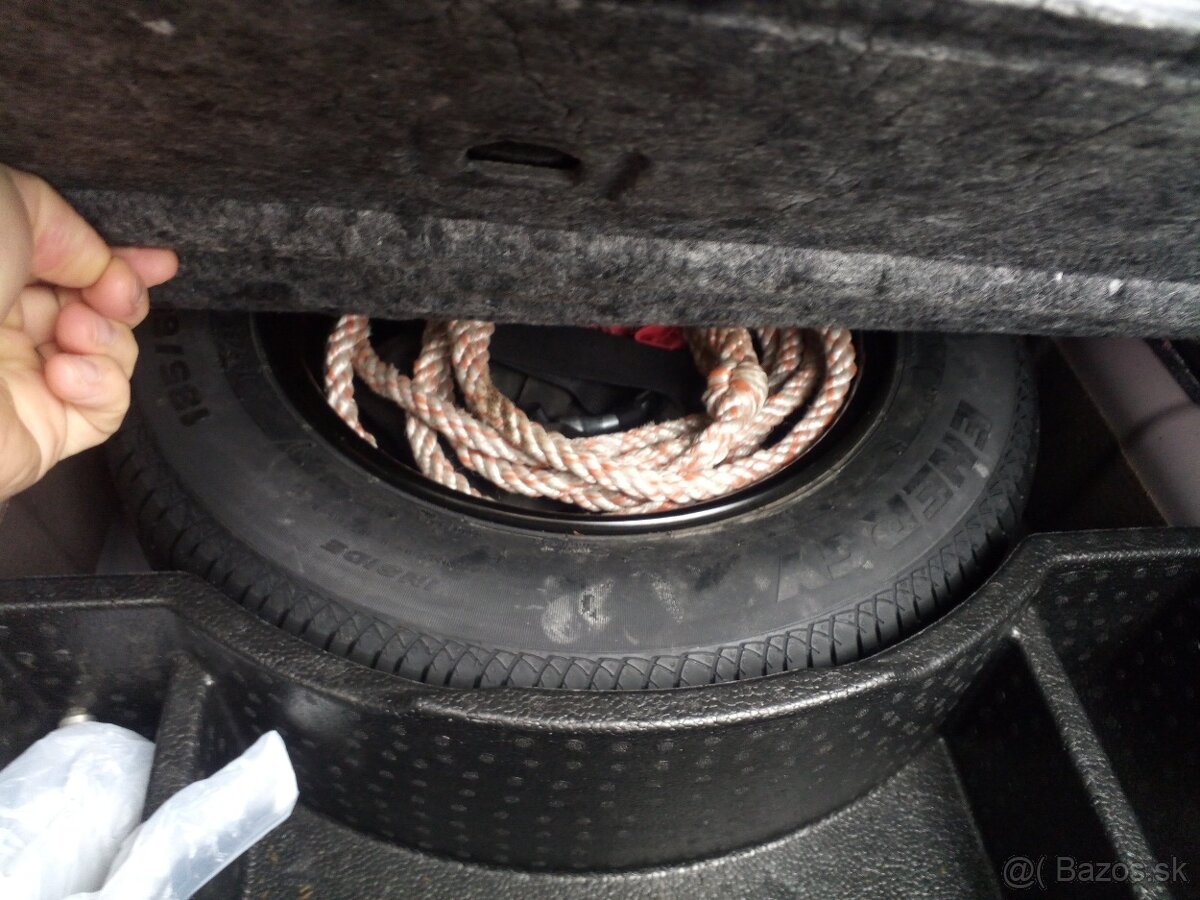 Lada Vesta SW Cross - 13