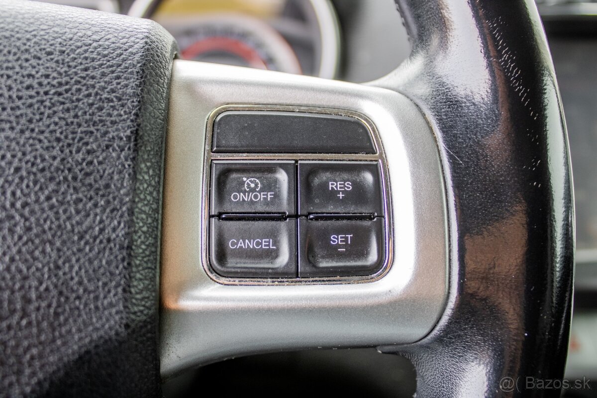 Fiat Freemont 2.0 MultiJet Urban 4x4 A/T - 13