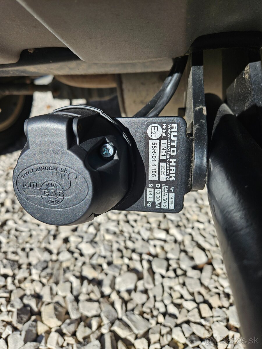 Land Rover Freelander 4x4 klima panorama zjazdový asistent - 13