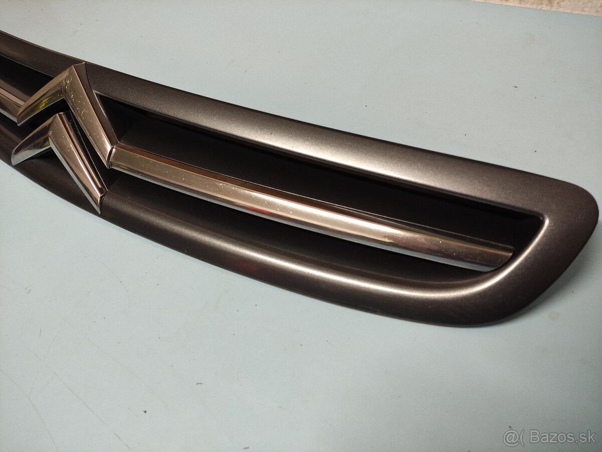 Citroen Xsara Picasso mriežka/maska - 13