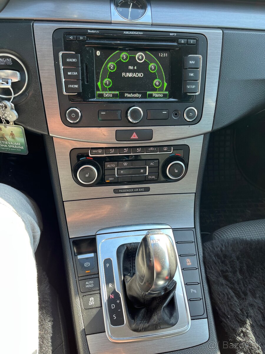 VW Passat B7 Variant (2.0 TDI 103kW, DSG) - 13