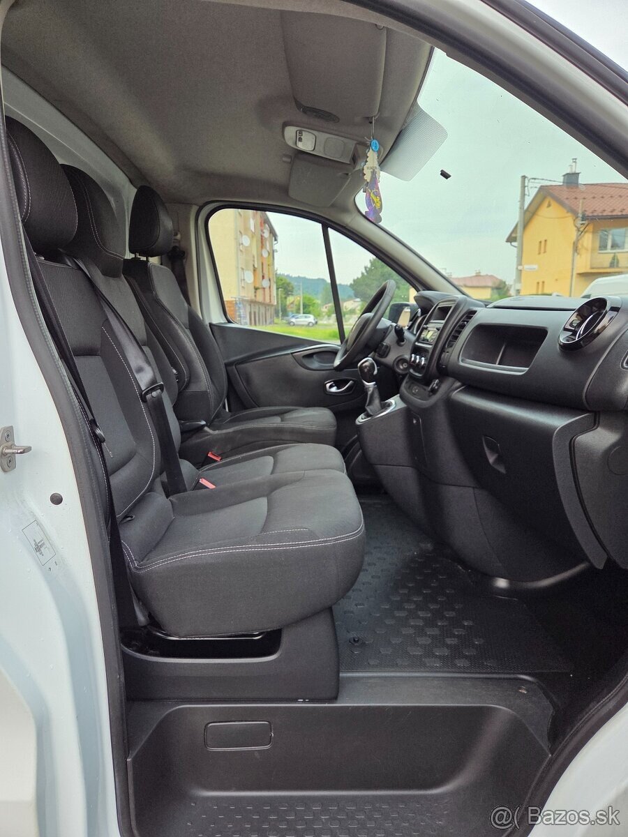 Renault Trafic 2.0 dCi Automat - 13