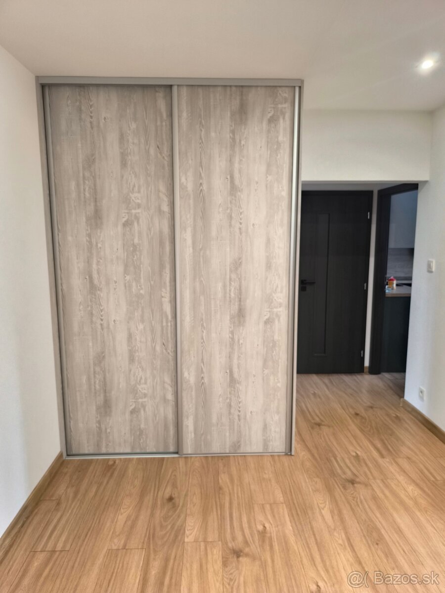 Prenájom 4 izbový byt Solinky Gaštanová - 13