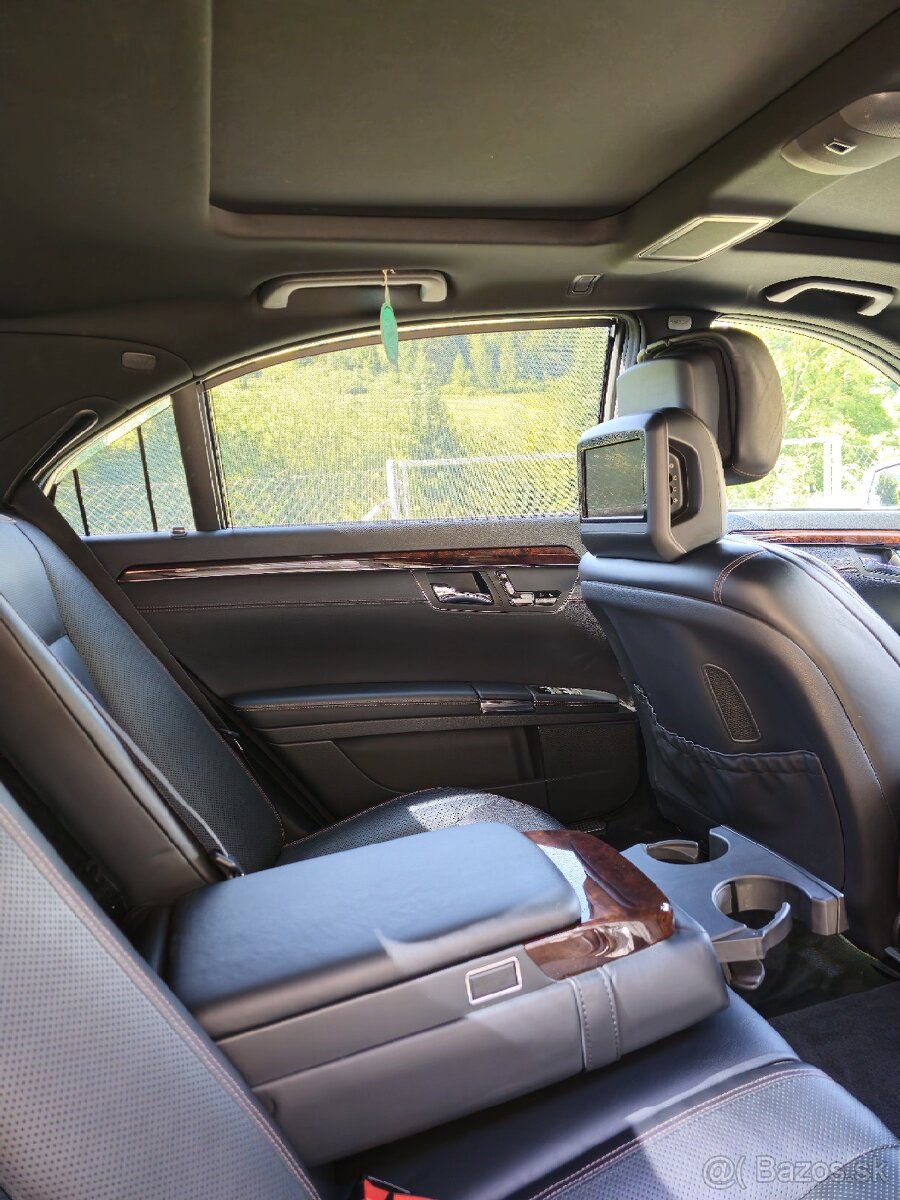 Mercedes-Benz S 500 CGI W221 4MATIC - 13