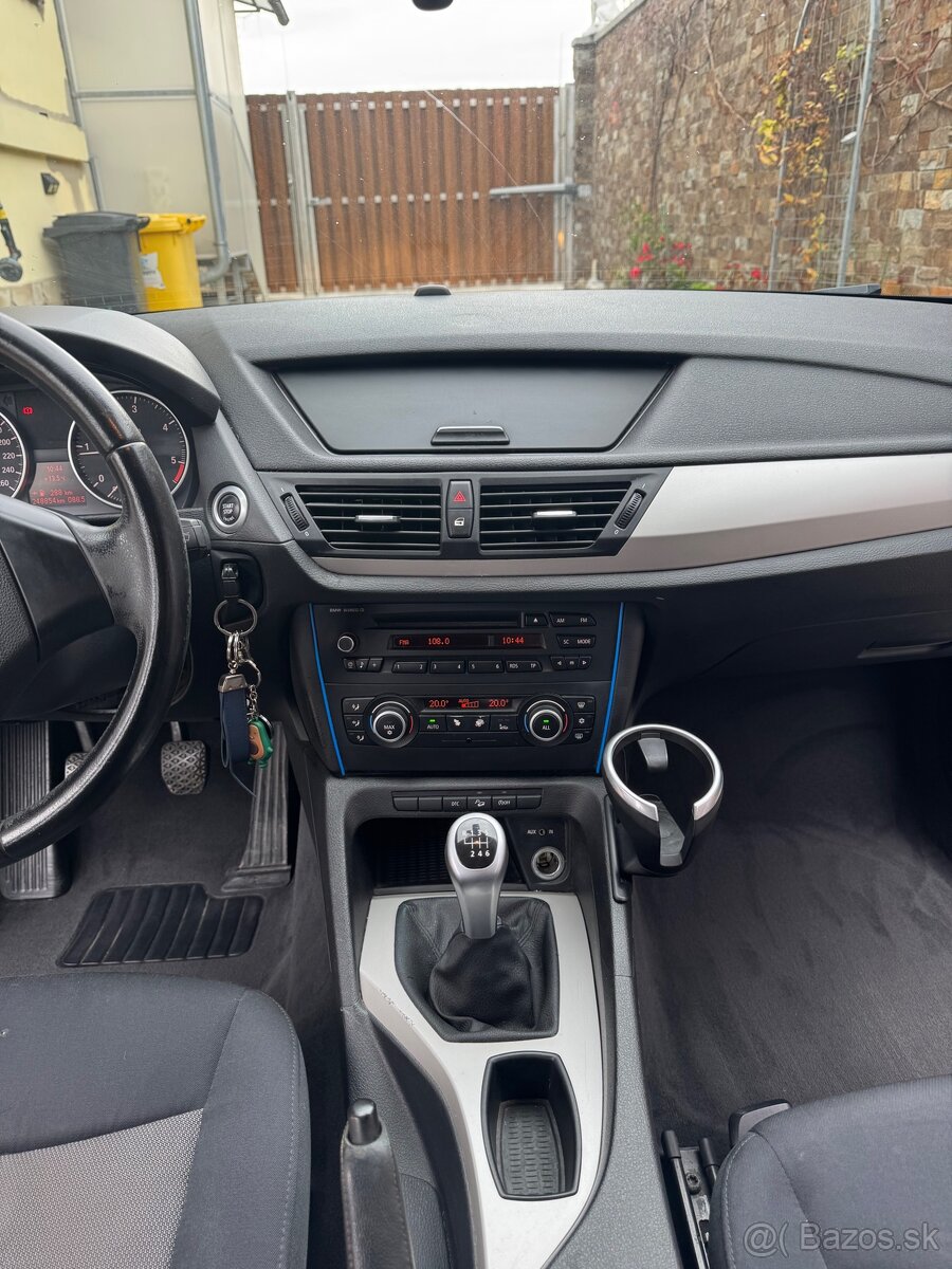 BMW X1 E84 Xdrive 18d - 13