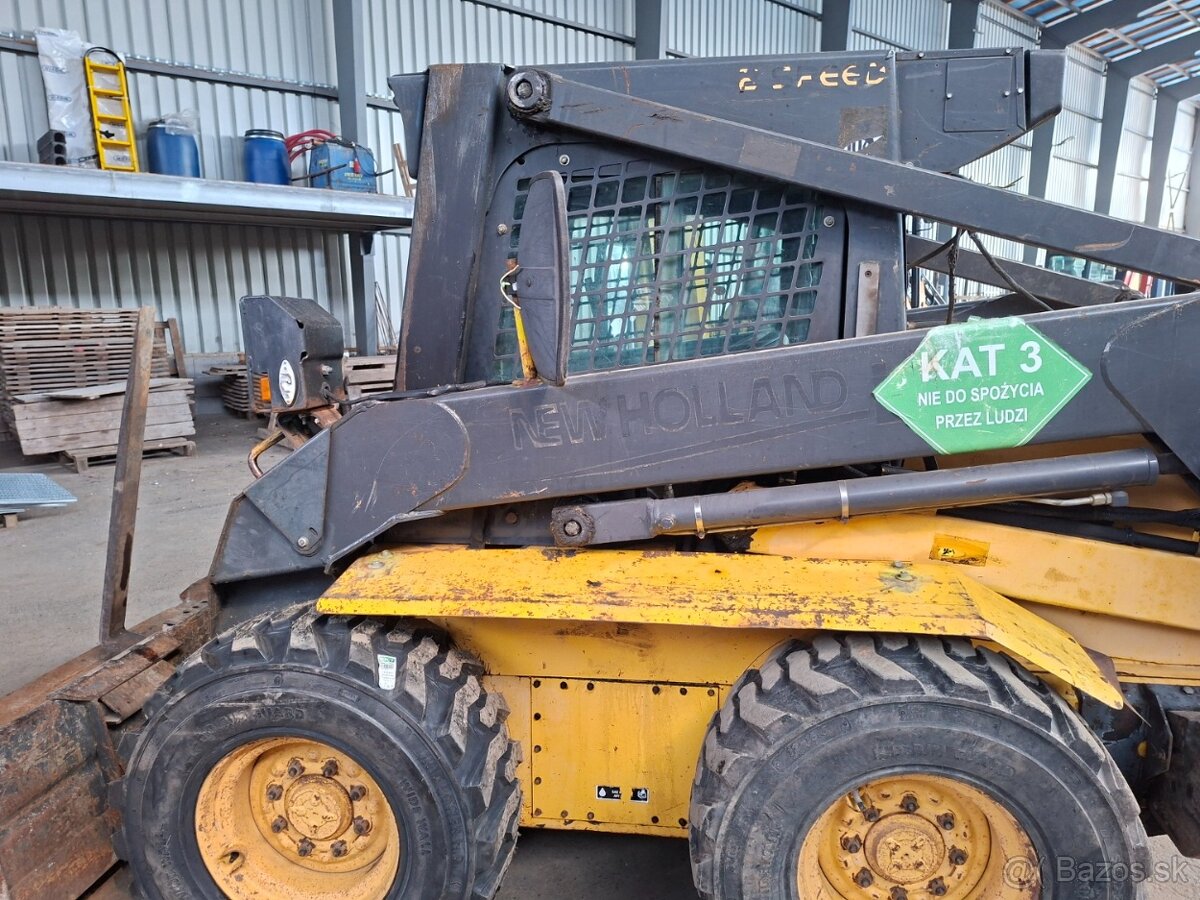 NEW HOLLAND LS 180 - 13
