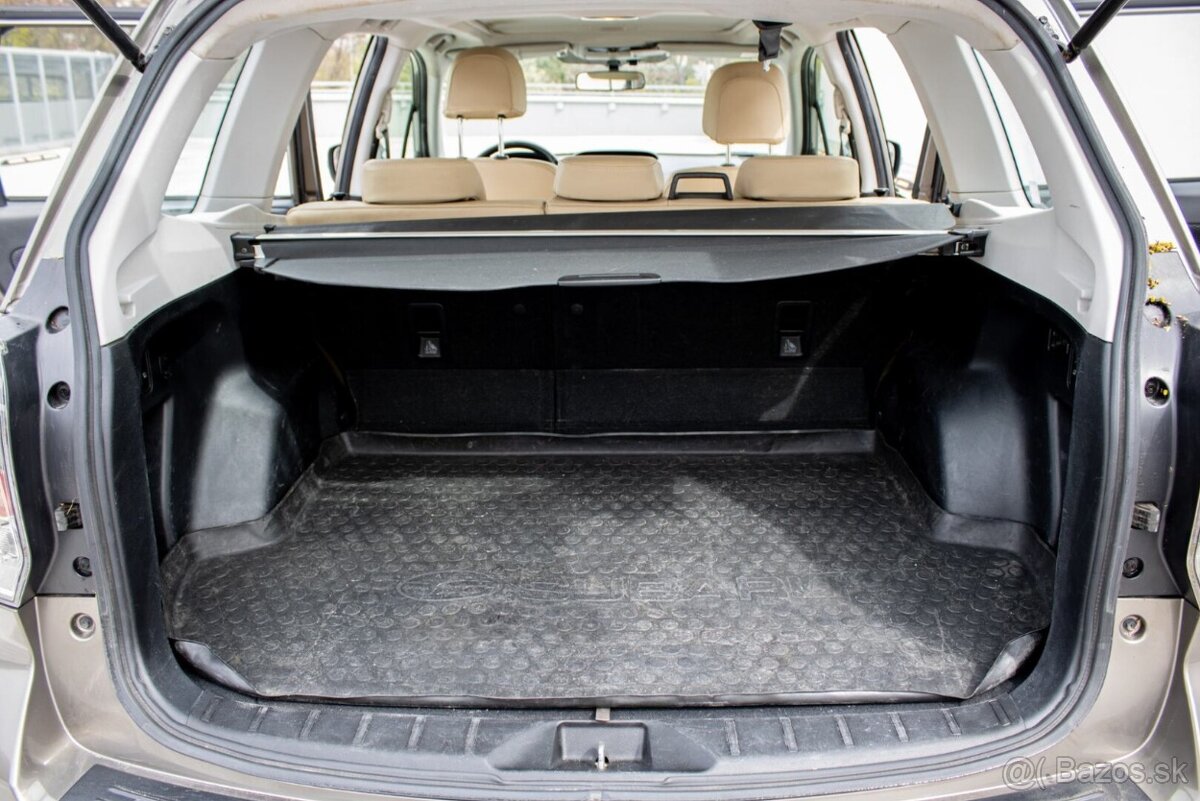 Subaru Forester 2.0 D.S CVT 108kW - 13