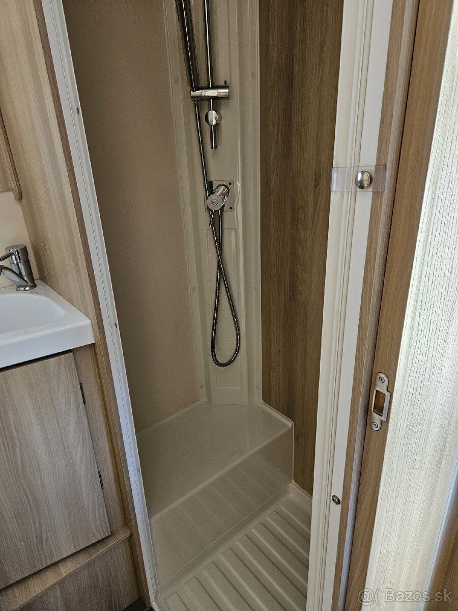 Predam autokaravan Roller Team 2025 - 13