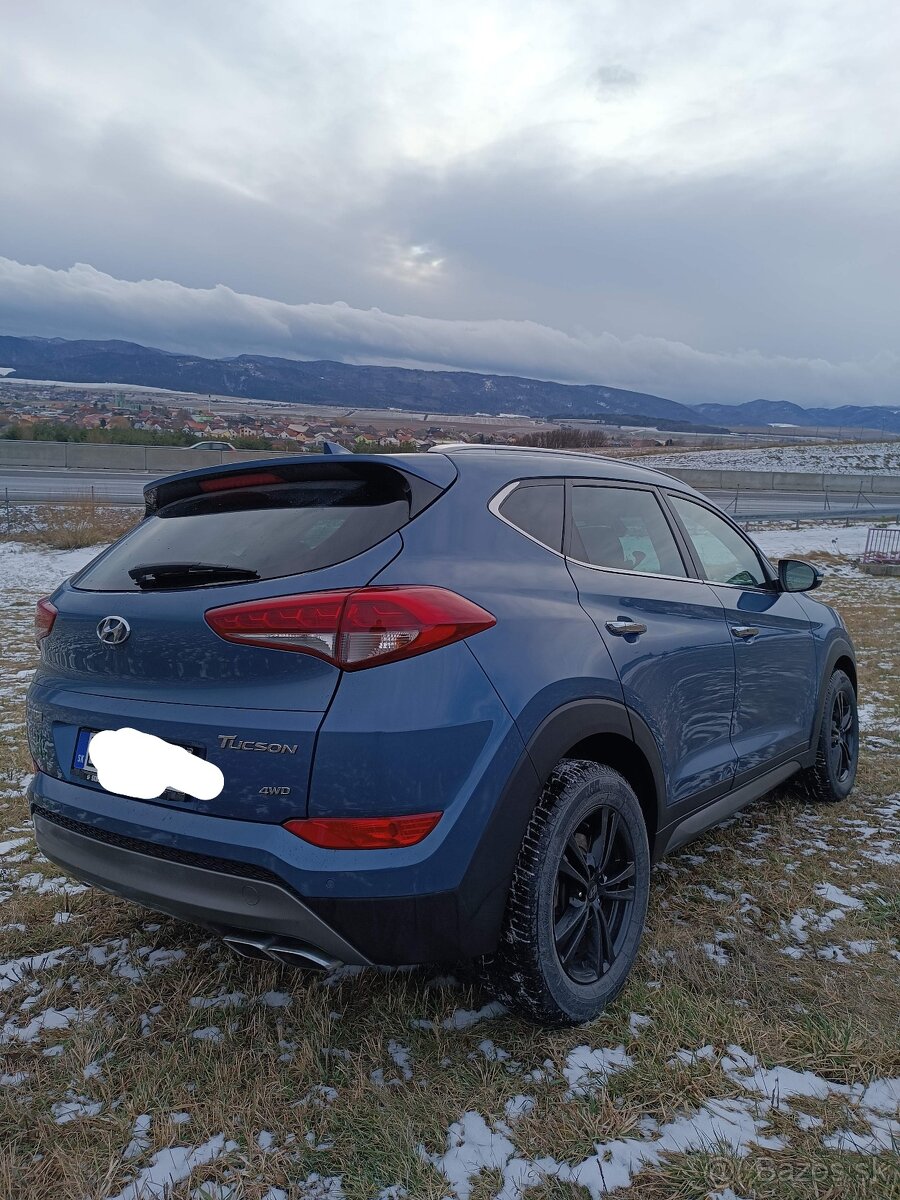 Tucson 4x4 2,0 crdi - 13