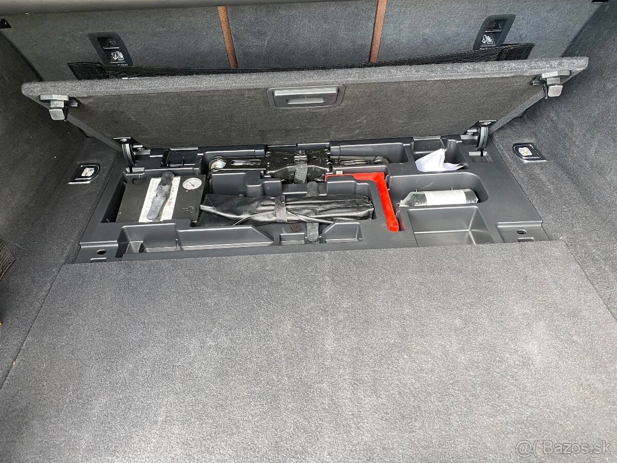 Audi A4 B9 AVANT g-tron - 13