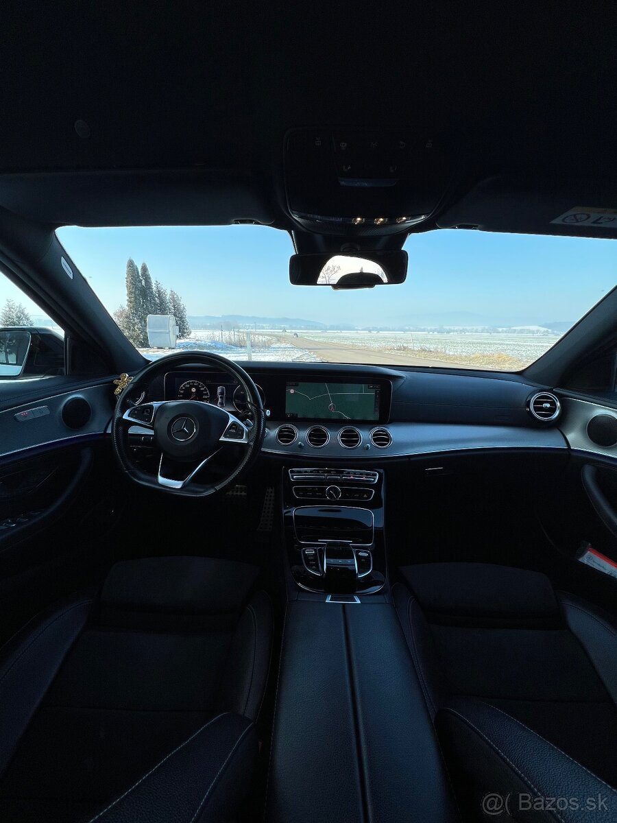 Mercedes-Benz E220d 4Matic / AMG Line /Dph - 13