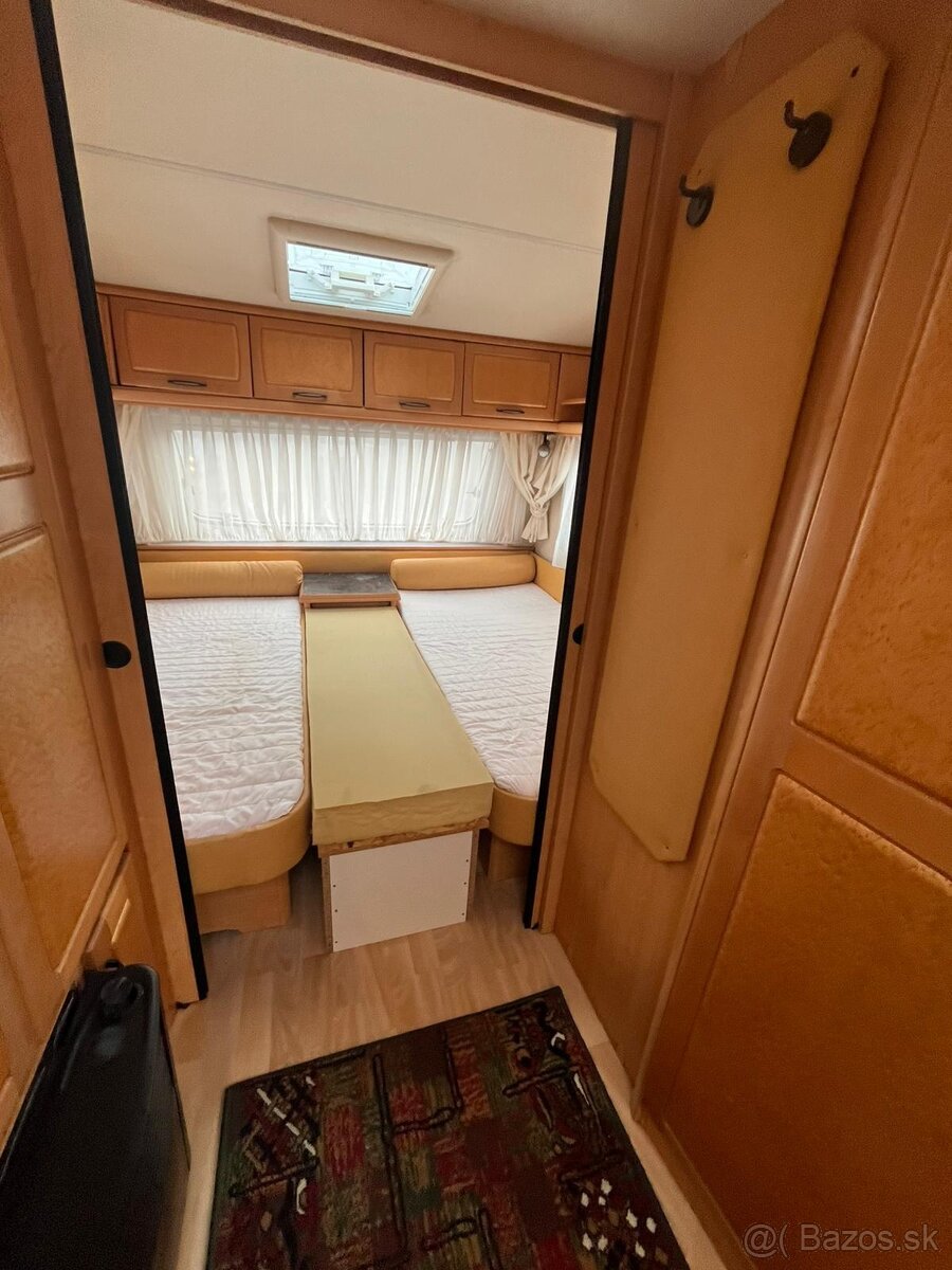 Karavan hobby lux,obytný přívěs - 13