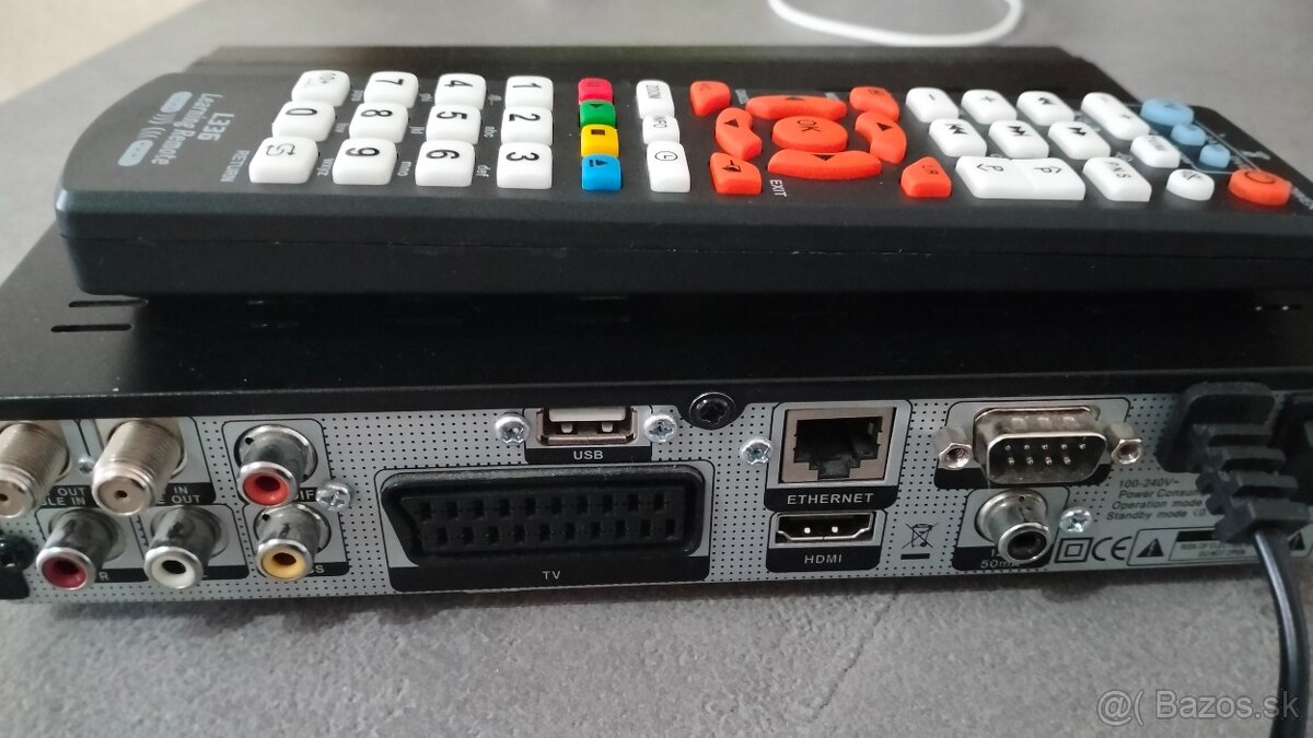 Amiko HD8240 - 13