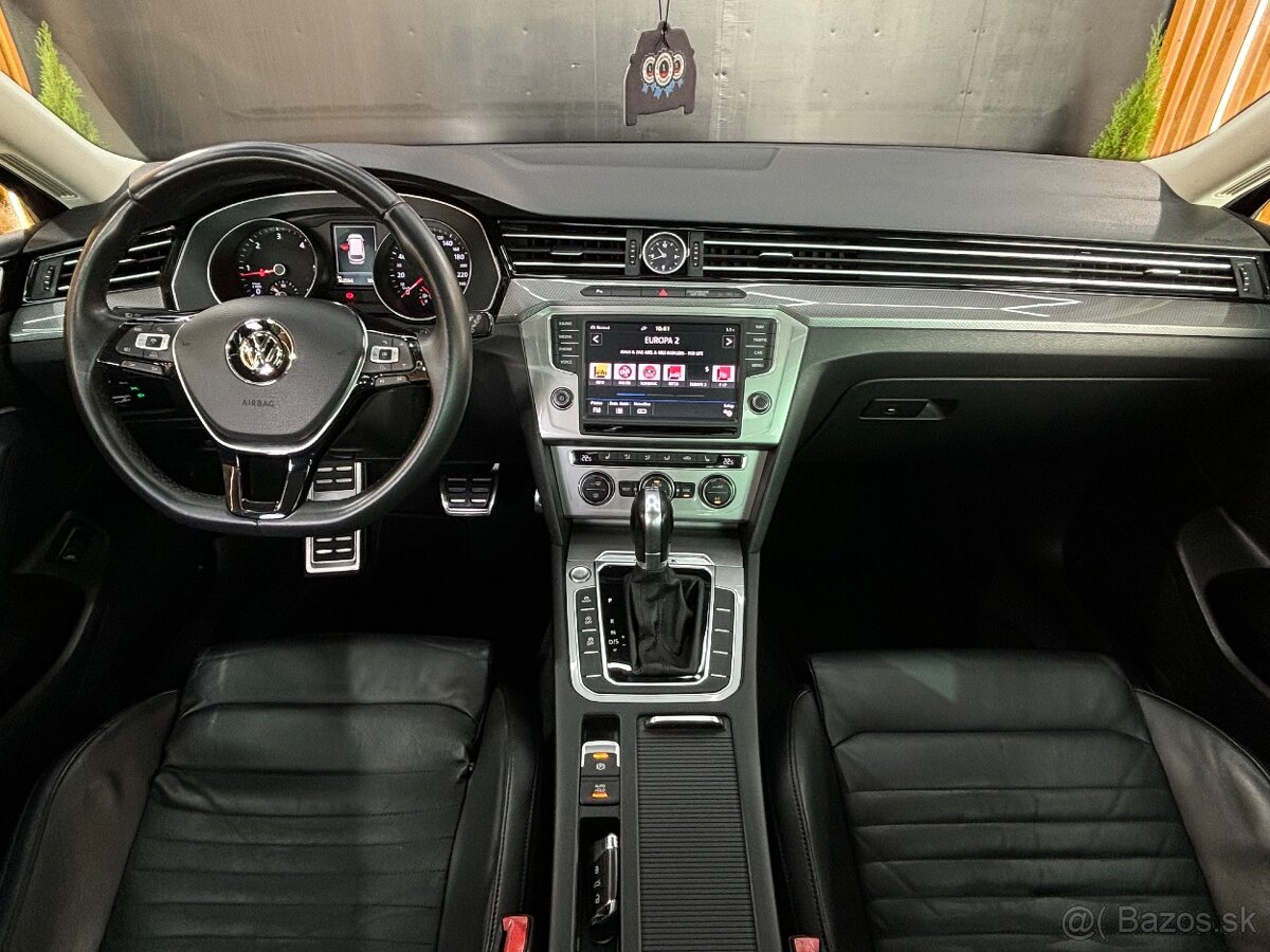 Volkswagen Passat Alltrack 2.0 TDI 4MOTION DSG - 13