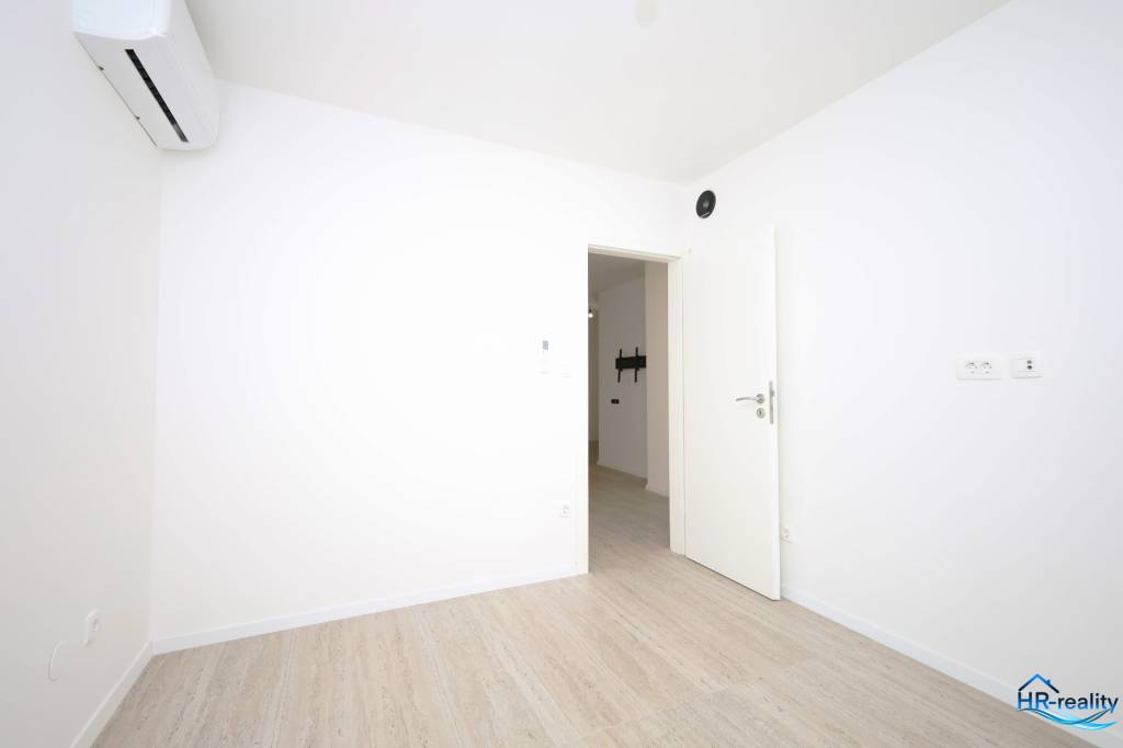 ☀Vodice(HR)-3 izbový apartmán 63m2, len 200m od pláže - 13