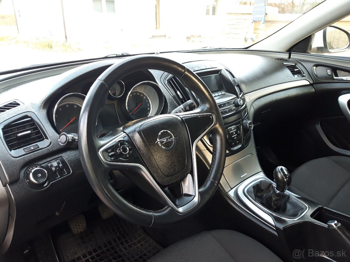 Opel Insignia benzín + plyn - 13