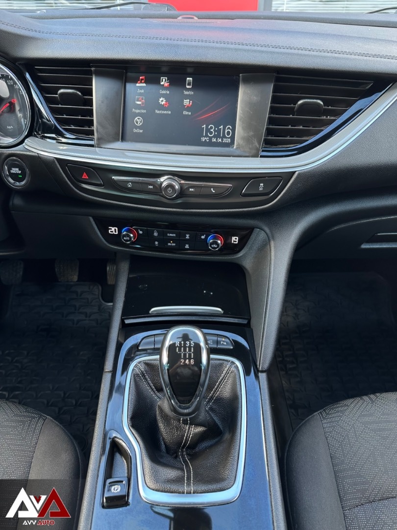 Opel Insignia 1.5 Turbo S&S Excite, Pôvodný lak, 56 220km,SR - 13