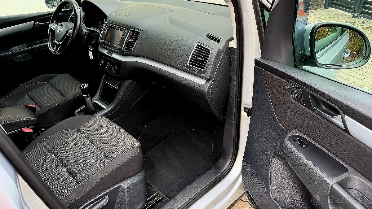 VW SHARAN 4-MOTION - PREDAJ AJ NA SPLÁTKY - 13