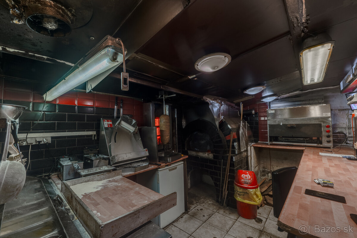 Prevádzka pizzérie s možnosťou bývania | Veľká Ida - 13