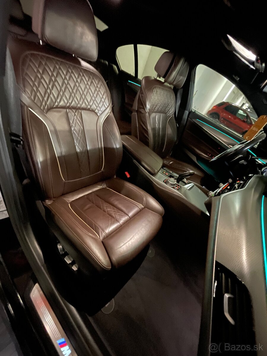 BMW 520d XDrive M-packet A/T G30 - 13