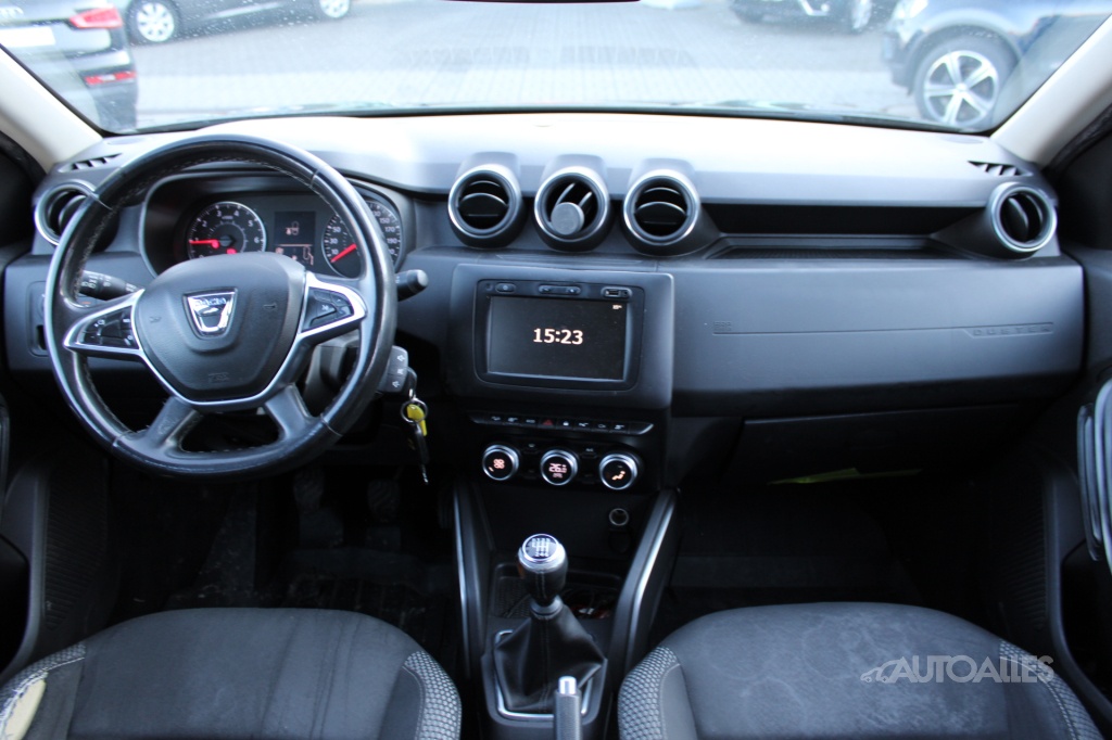 Dacia Duster 1,6 i 16V 4x4 84 kW 4WD - 13