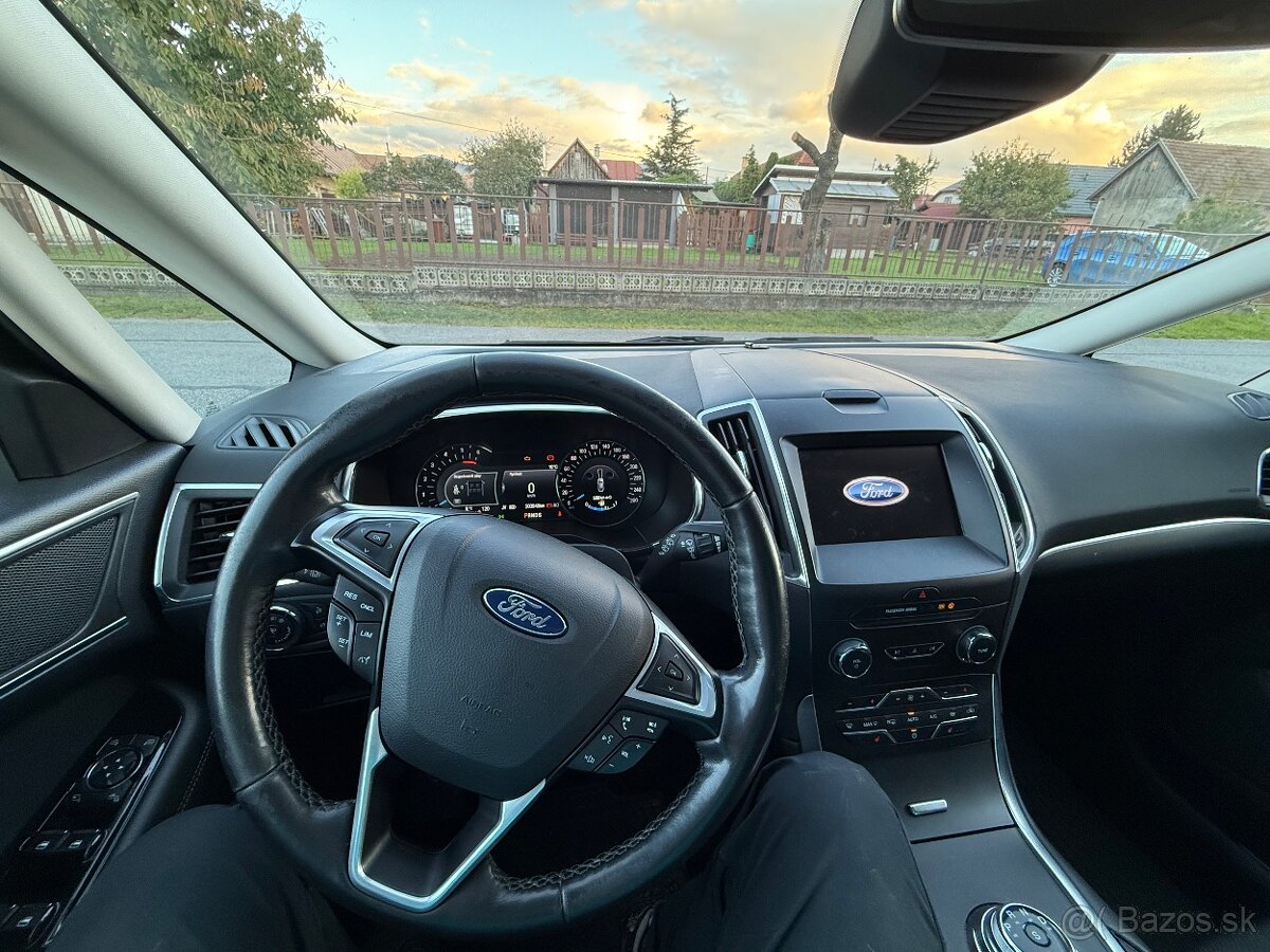 Ford S-Max 2.0 TDCi EcoBlue 150 Titanium A/T - 13