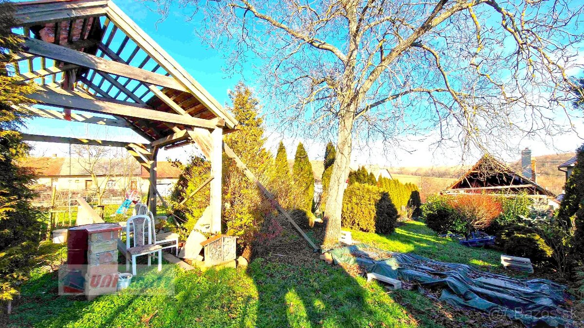 MALÁ HRADNÁ - starší domček / pekná záhrada - 13