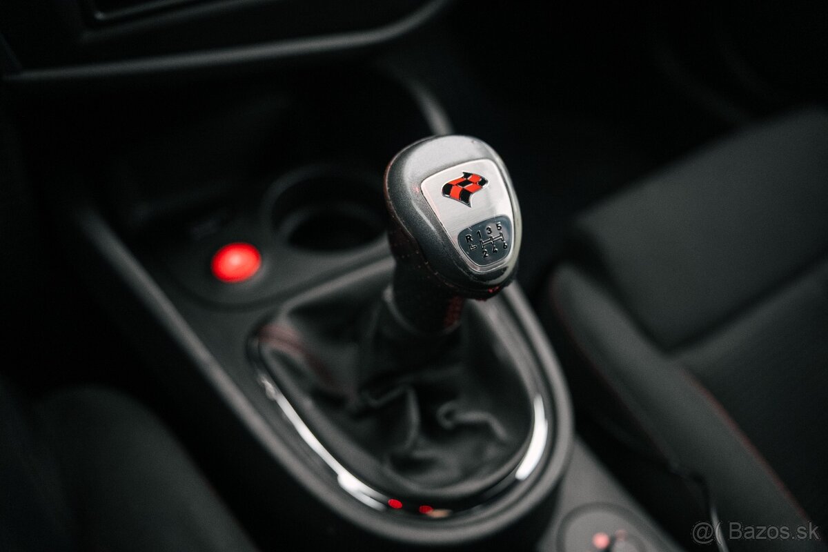 Seat Leon CUPRA 2.0 TFSI 177kW, stock motor, custom výfuk - 13