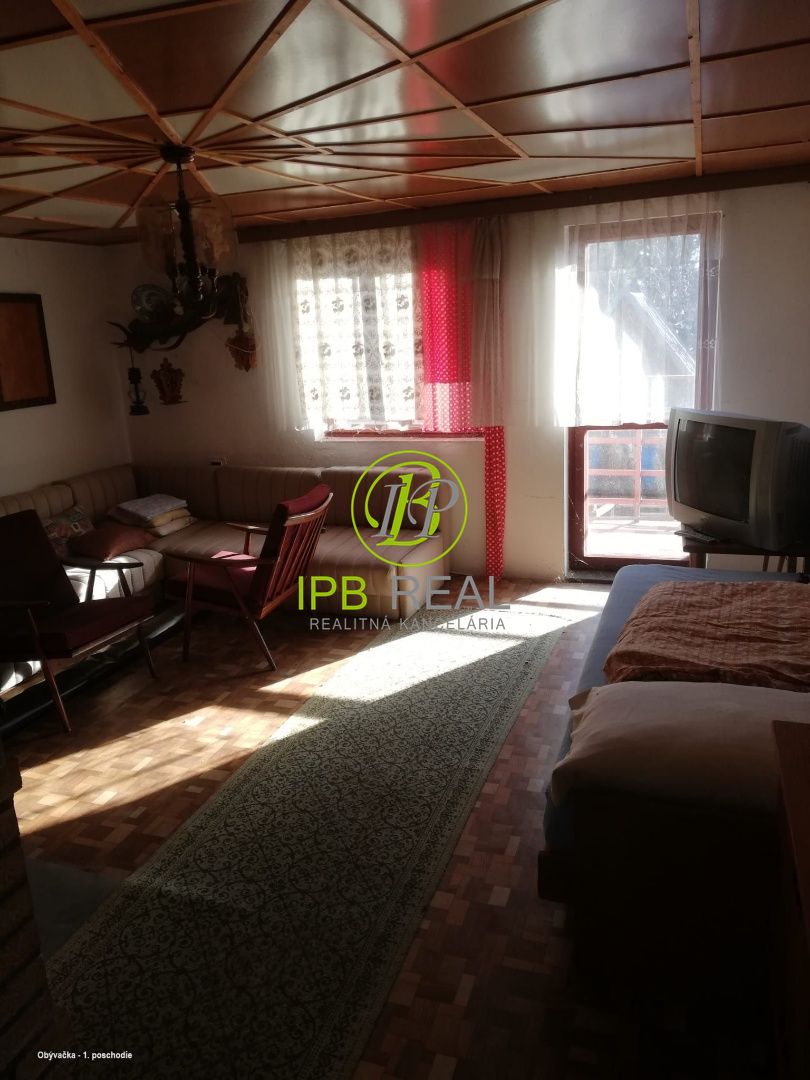 Pozemok s murovanou chatou v Rači - 13