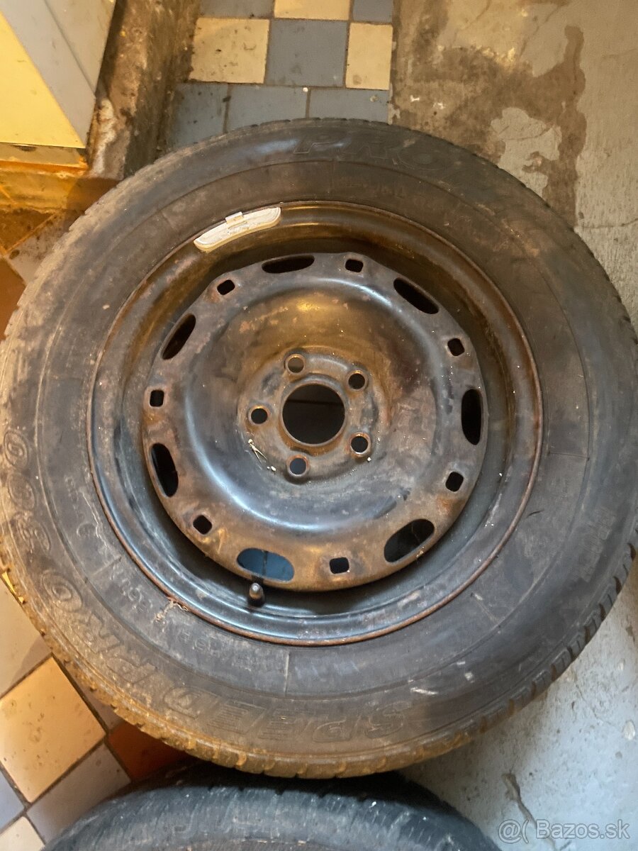 Predám originál Volkswagen plechové disky R14 - 13