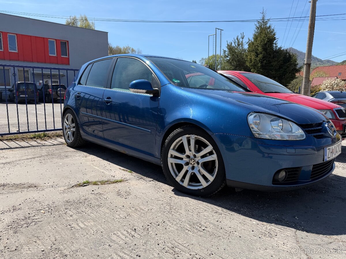 Volkswagen Golf V TUI Edition 1.9 TDi - 13