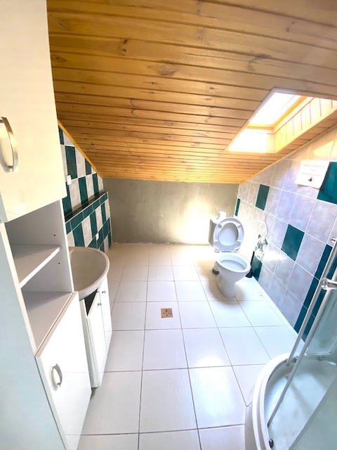 Predaj 5i RD rodinný dom v Nových Zámkoch - 13