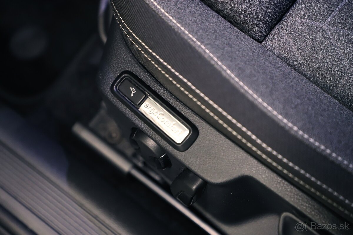 VW Passat B8 Variant 2.0TDI 110kW DSG - záruka Autodraft - 13