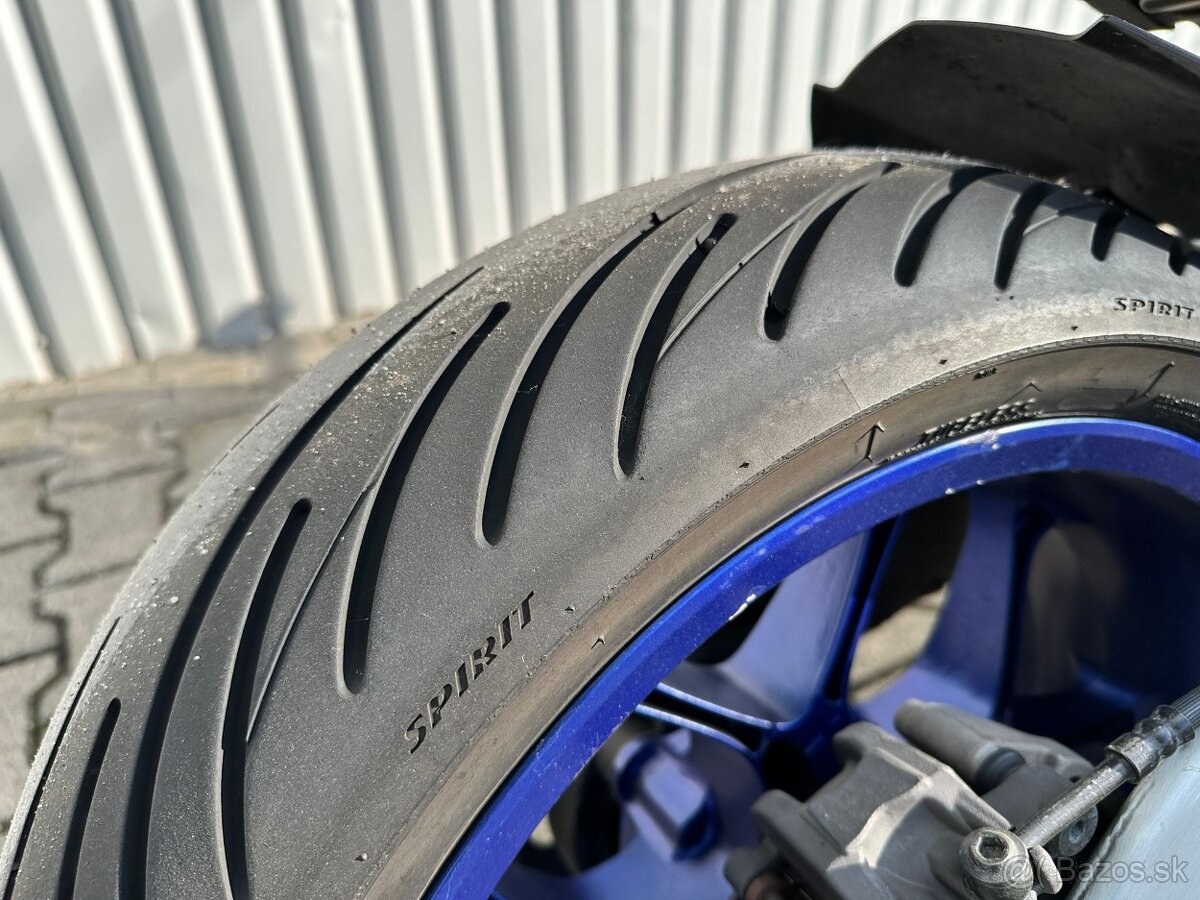 Yamaha R1M - 13