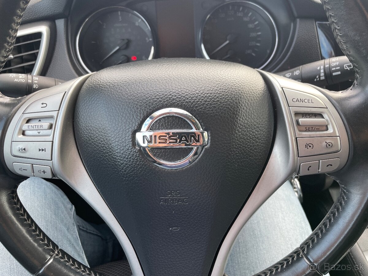 Nissan Qashqai 1.5 dCi 81kw Tekna 2015 6r.manuál - 13