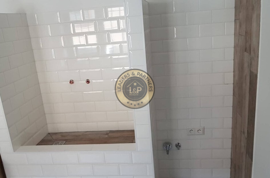 NA PREDAJ Rodinný dom po rekonštrukcii pri Bardejove - 13