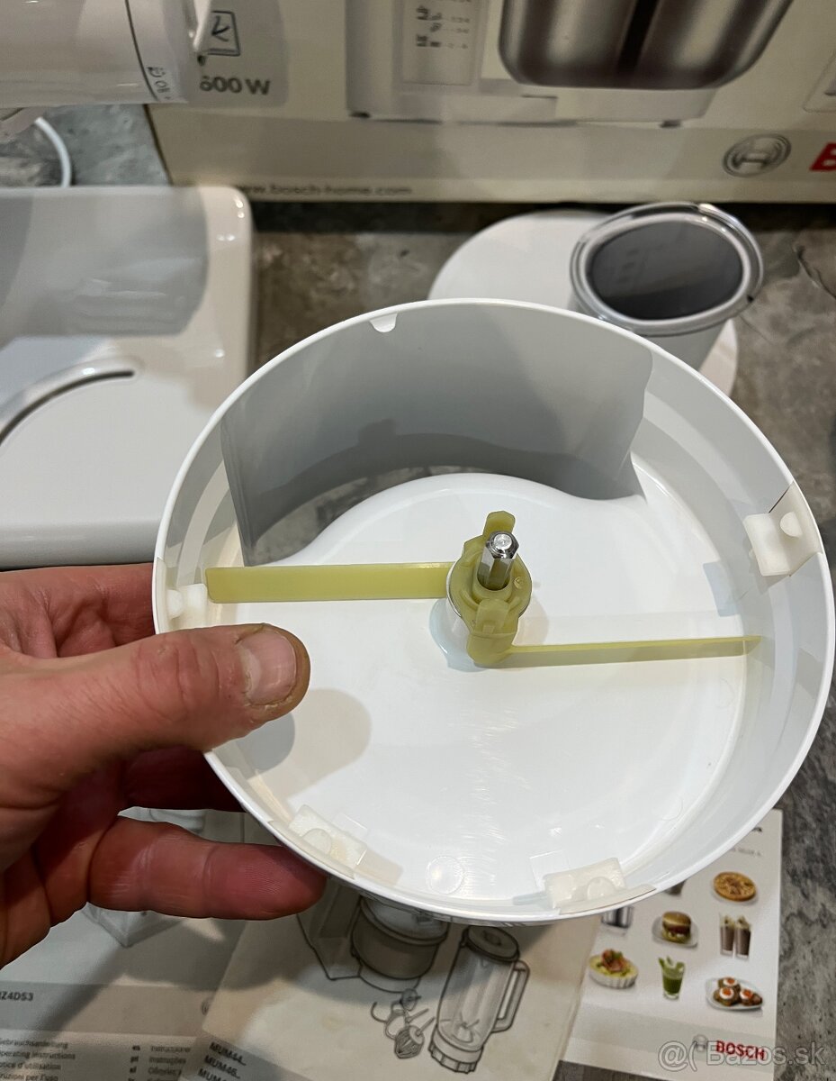 Bosch mum 4875EU kuchynský robot 600w - 13