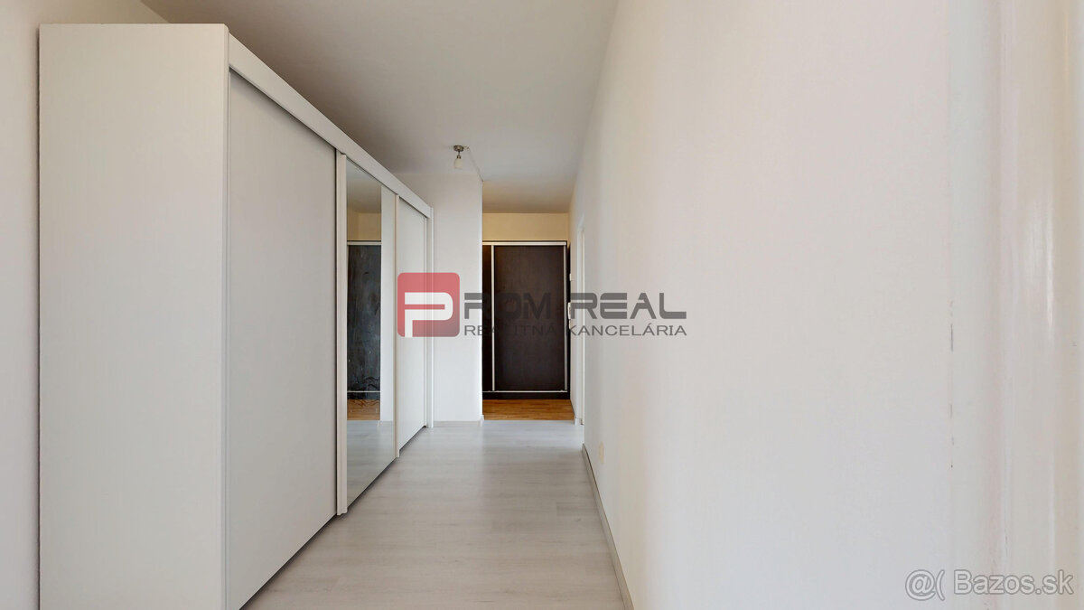 PREDAJ 4 izbový byt 2 balkóny - 13