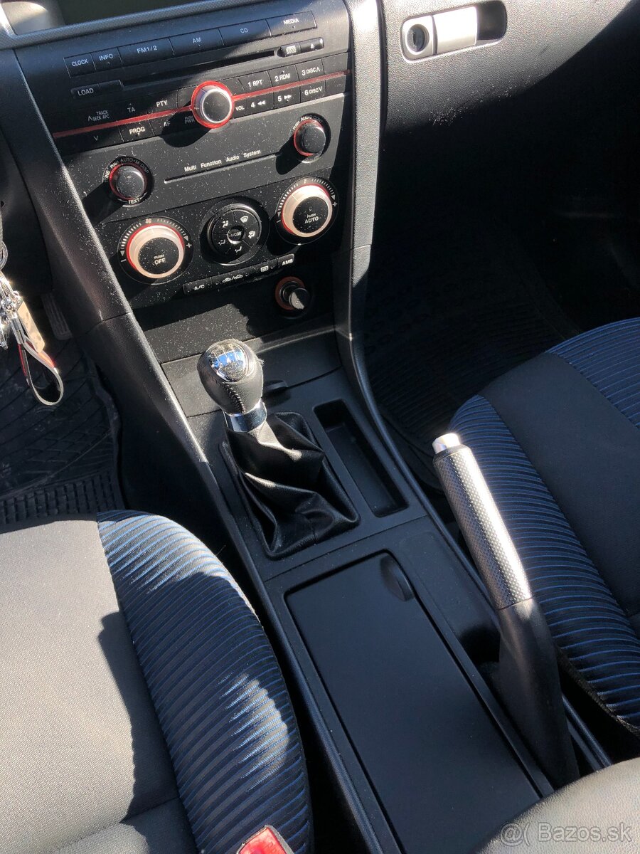 Mazda 3 GTA 2.0i - 13